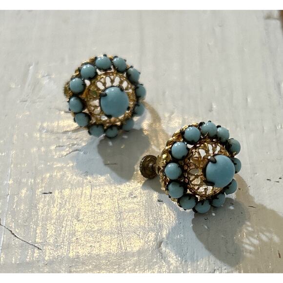 Vintage 1920s Czech Czecho Gold Tone Filigree Blue Beaded Screw Back Earrings - Picture 1 of 5